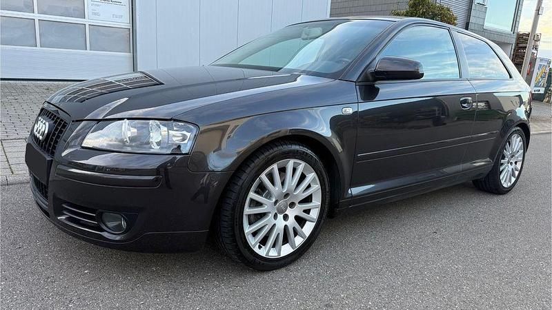 Lavagrau Gebraucht 2006 Audi A3 Sport Coupé | 8.400 € (Teuer) - Bild 1/4