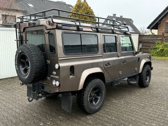 Braun Gebraucht 2013 Land Rover Defender SUV | 50.900 € (Superpreis) - Bild 1/4