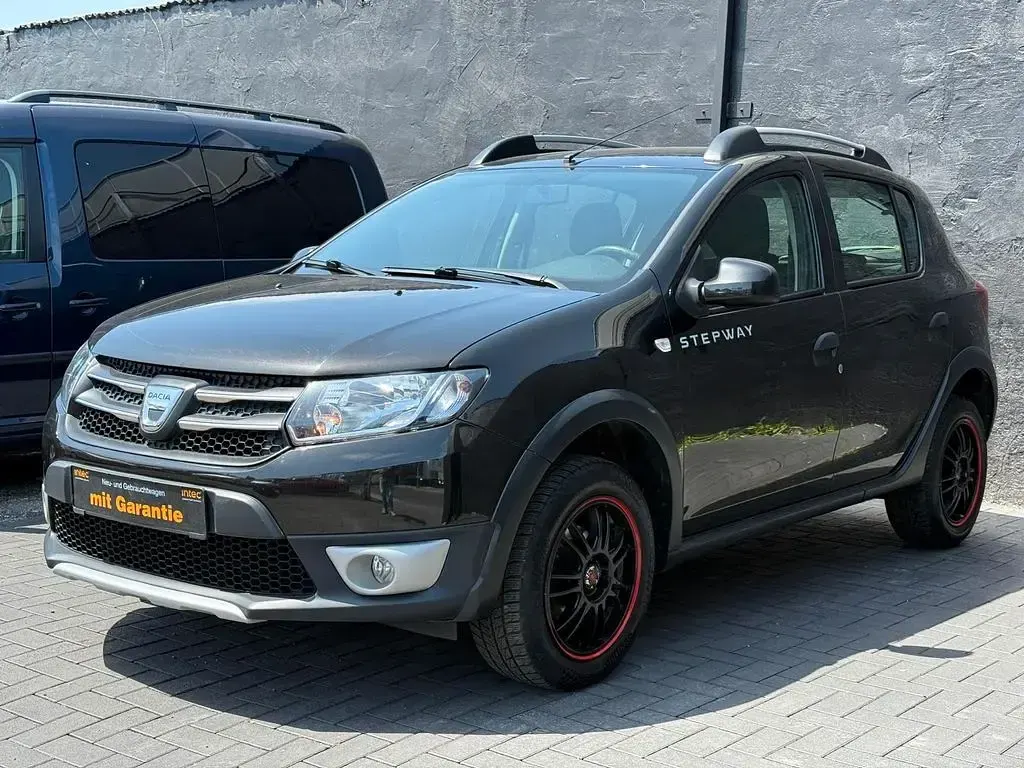 Gebraucht Dacia Sandero Prestige 90 PS (66 kW) 2013 Schwarz SUV