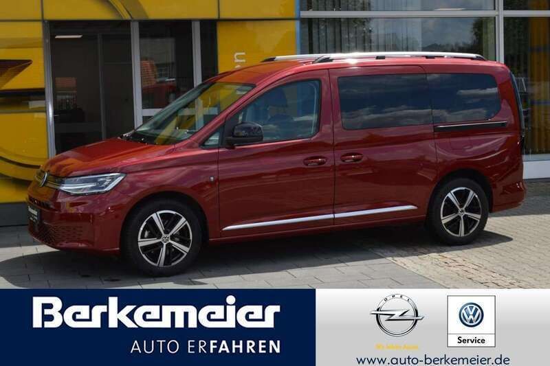 Rot Gebraucht 2023 VW Caddy Maxi Style Van / Kleinbus | 36.440 € (Fairer Preis) - Bild 1/4