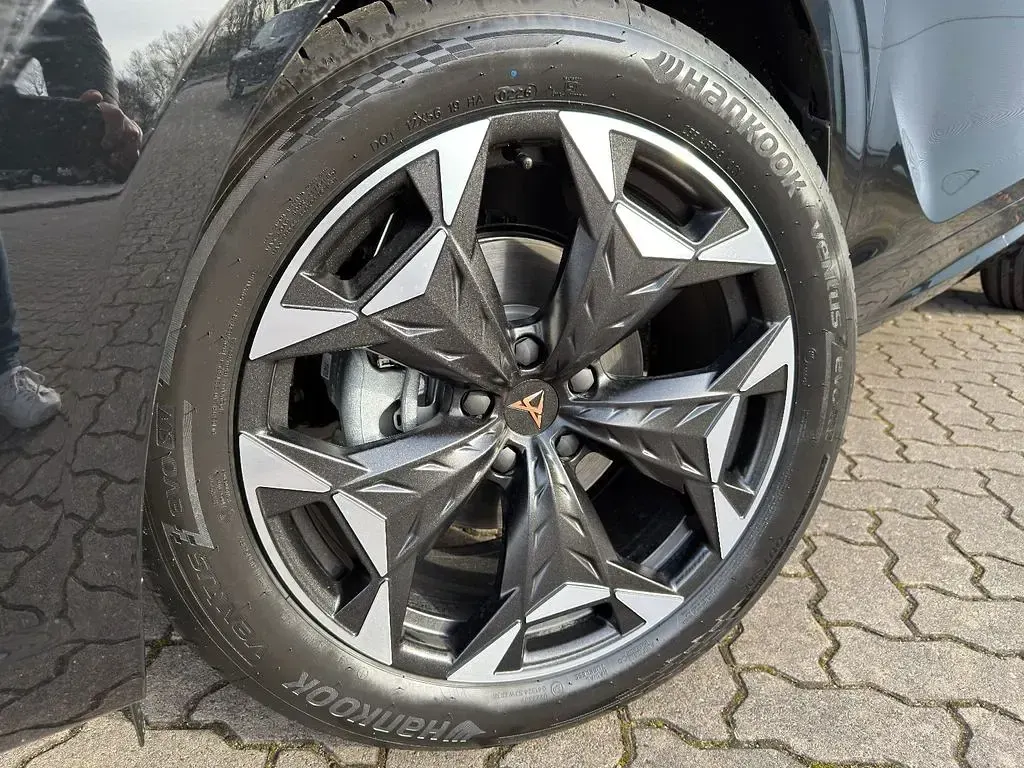 Neu Cupra Terramar 150 PS (110 kW) 2026 Schwarz SUV