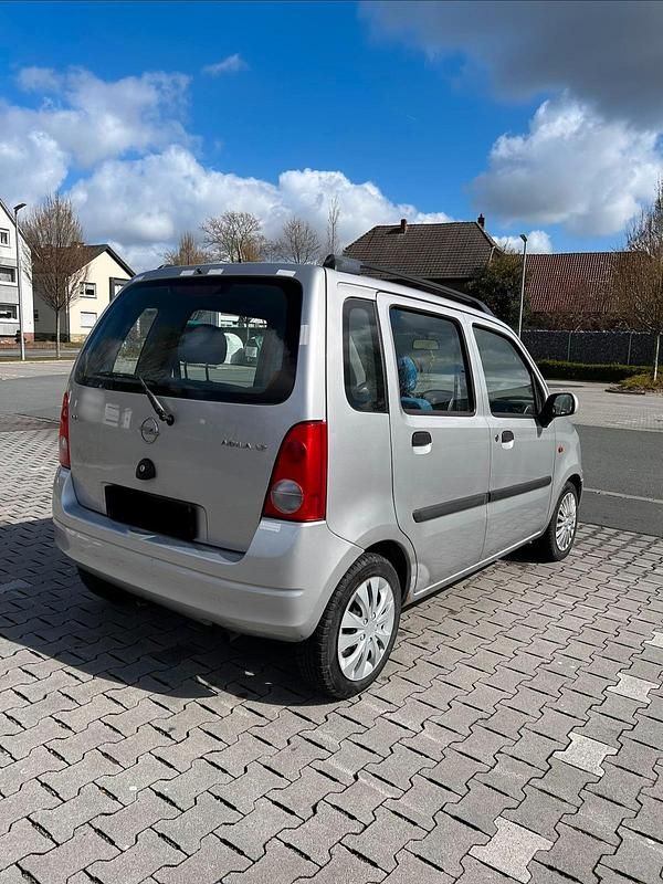 Gebraucht Opel Agila 75 PS (55 kW) 2001 Silber Van / Kleinbus