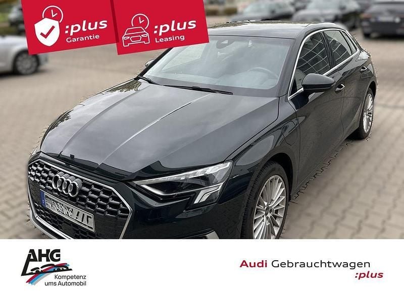 Tiefgrün perleffekt audi ex... Gebraucht 2022 Audi A3 Sportback e-tron Advanced Kleinwagen | 28.990 € (Etwas zu teuer) - Bild 1/4