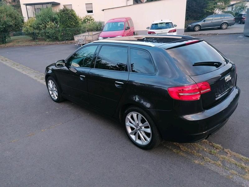 Gebraucht Audi A3 140 PS (102 kW) 2011 Grau Kombi