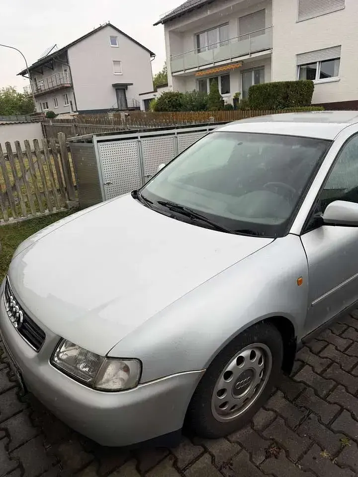 Gebraucht Audi A3 Ambiente 101 PS (74 kW) 1999 Kleinwagen