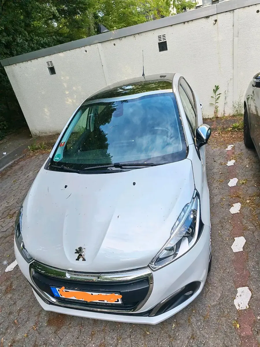 Gebraucht Peugeot 208 Style 85 PS (62 kW) 2018 Andere farben Kleinwagen