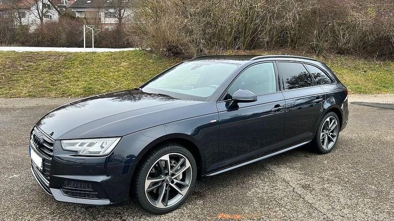 Blau Gebraucht 2017 Audi A4 Sport Kombi | 21.500 € (Etwas zu teuer) - Bild 1/4