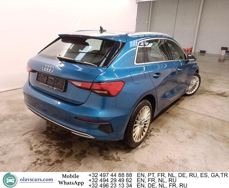 Gebraucht Audi A3 Advanced 116 PS (85 kW) 2022 Blau Limousine