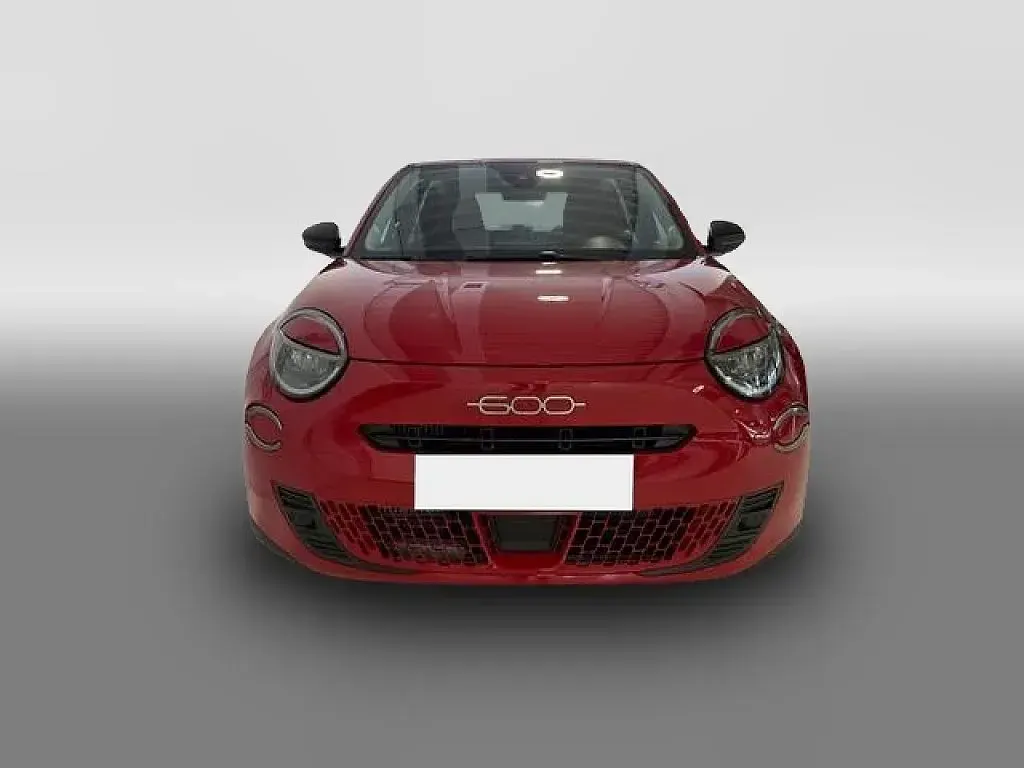 Neu Fiat 600 110 PS (80 kW) 2026 Rot SUV