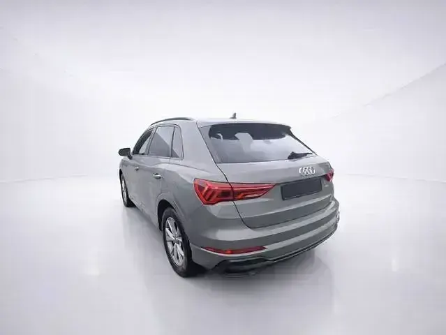 Gebraucht Audi Q3 S-Line 150 PS (110 kW) 2022 Chronosgrau metallic SUV