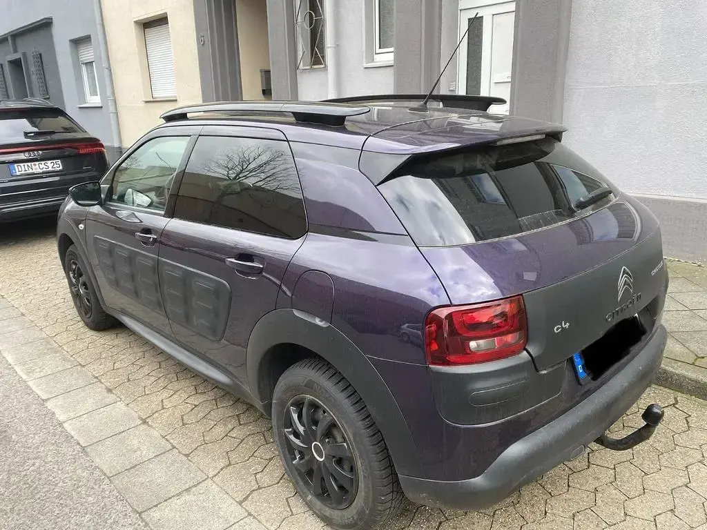 Gebraucht Citroën C4 Feel 110 PS (80 kW) 2015 Violett Limousine