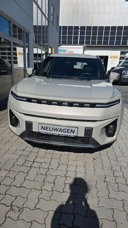 Neu KGM Torres EVX 152 kW (207 PS) 2025 Beige SUV