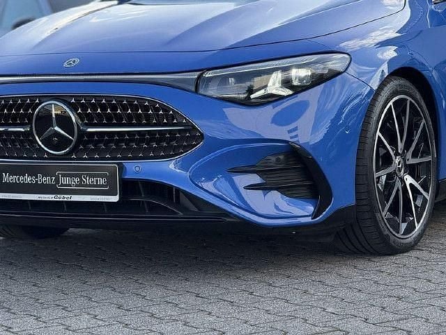 Wunderschone Mercedes Neu Isenburg Bilder