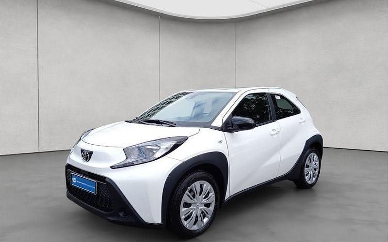 Weiß Neu 2025 Toyota Aygo Business Edition Kleinwagen | 17.690 € - Bild 1/4