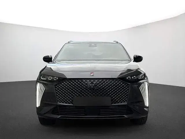 Gebraucht DS Automobiles DS7 Crossback Performance Line Plus 131 PS (96 kW) 2024 Lackierung titangrau/metallic SUV