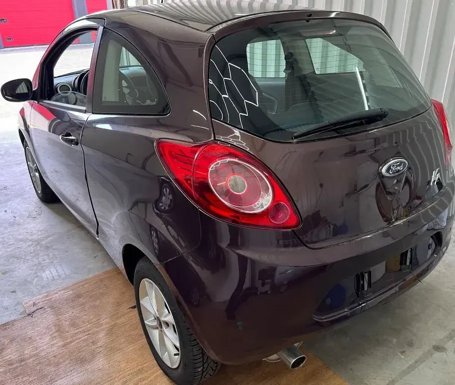 Gebraucht Ford Ka Titanium 69 PS (50 kW) 2013 Violett Kleinwagen