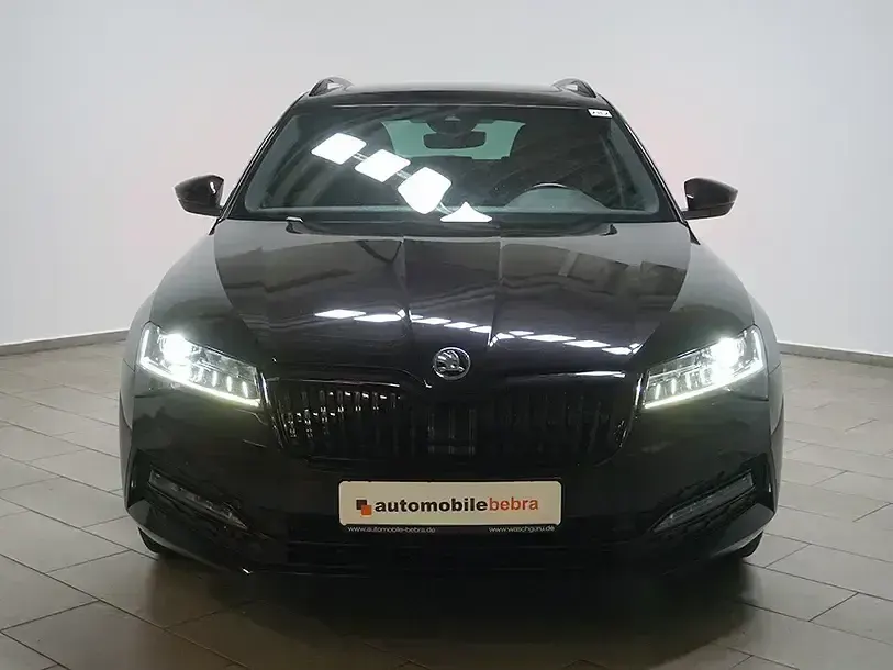 Gebraucht Skoda Superb SportLine 200 PS (147 kW) 2022 Schwarz Limousine
