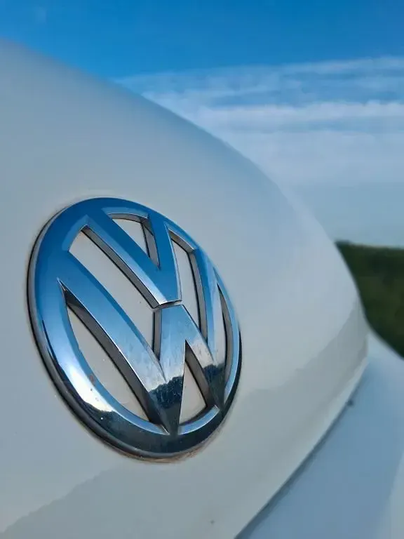 Gebraucht VW Beetle Exclusive 105 PS (77 kW) 2014 Weiß Kleinwagen