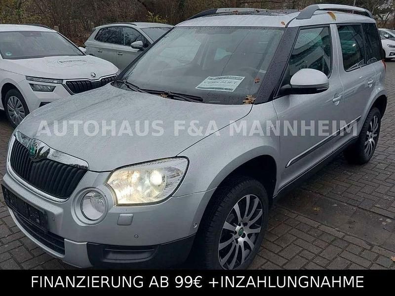 Silber Gebraucht 2013 Skoda Yeti LAURIN & KLEMENT SUV | 16.490 € (Fairer Preis) - Bild 1/4