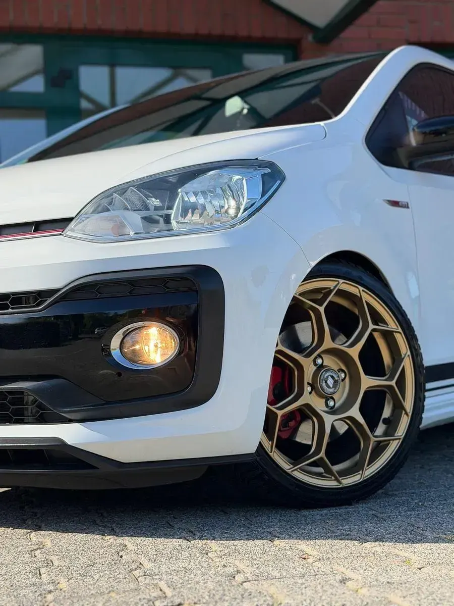 Gebraucht VW up! Beats 116 PS (85 kW) 2018 Weiß Kleinwagen