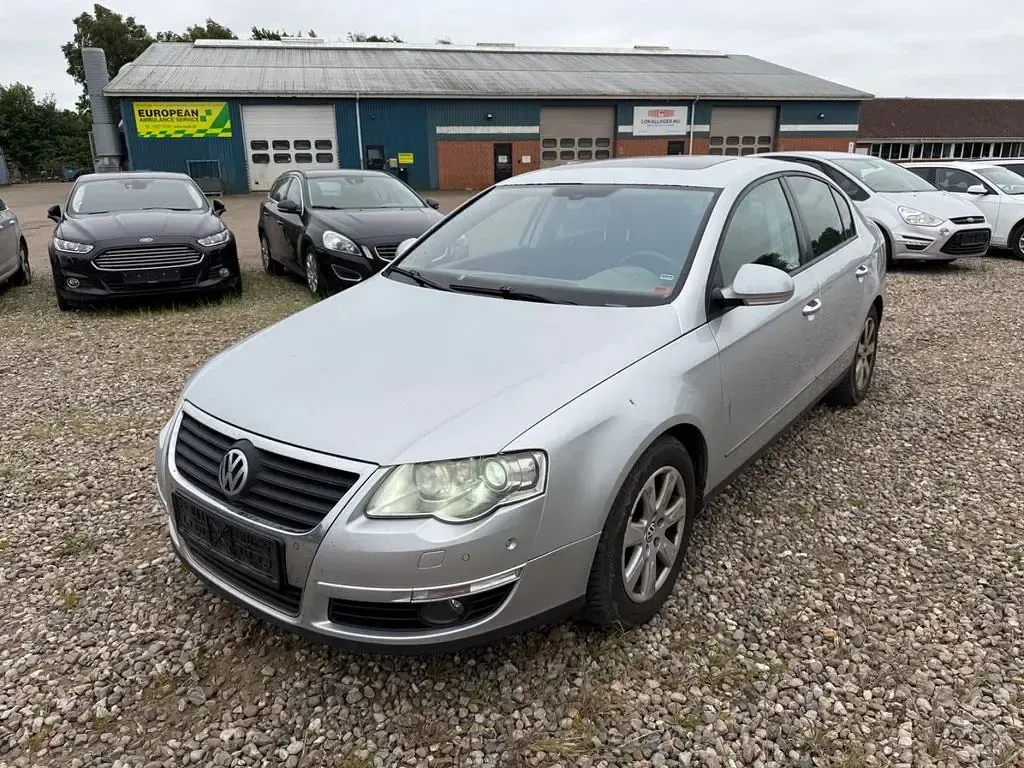 Gebraucht VW Passat Sportline 170 PS (125 kW) 2008 Silber Limousine