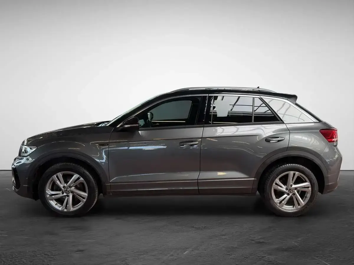 Gebraucht VW T-Roc R-line 150 PS (110 kW) 2022 Deep black perleffekt SUV