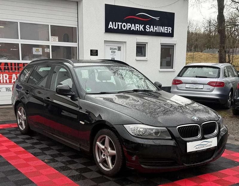 Gebraucht BMW 316 Comfort Edition 116 PS (85 kW) 2012 Schwarz Kombi
