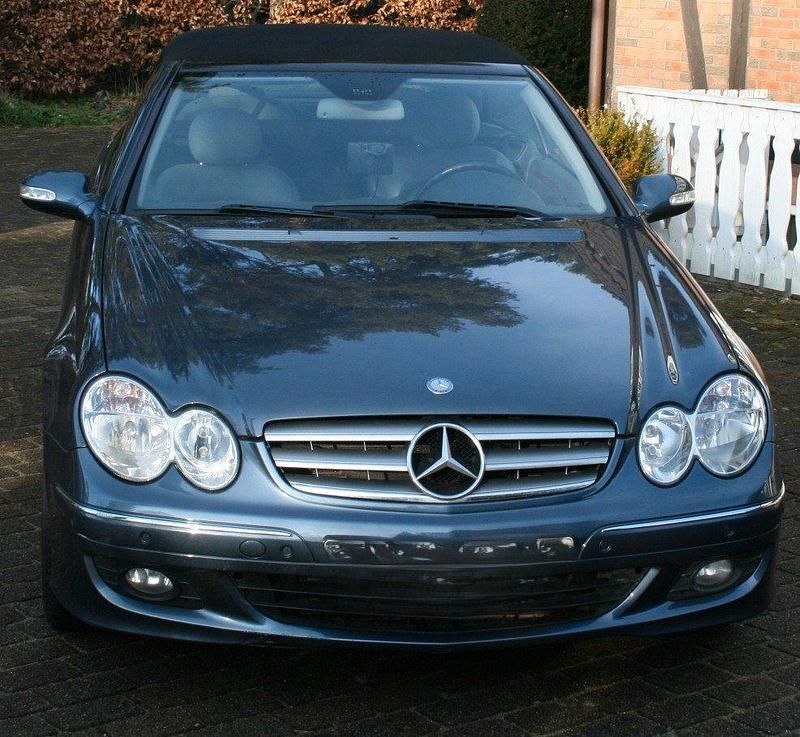Gebraucht Mercedes CLK200 163 PS (119 kW) 2006 Blau Cabrio
