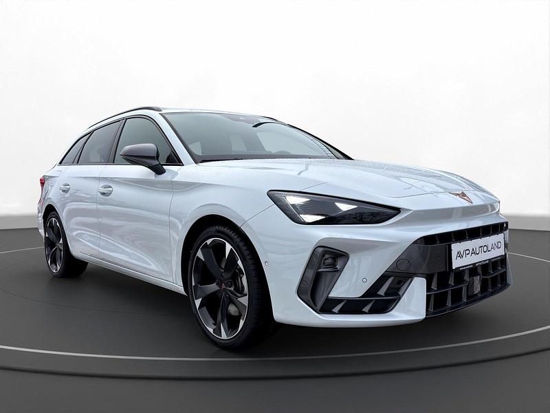 Second-hand Cupra Leon 150 CP (110 kW) 2025 Alb Berlinǎ