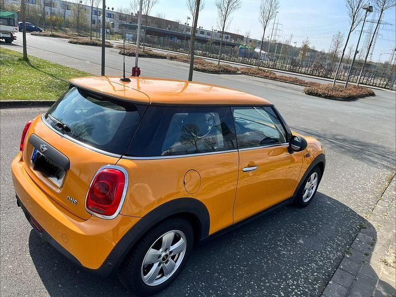 Gebraucht Mini ONE 75 PS (55 kW) 2014 Orange Kleinwagen