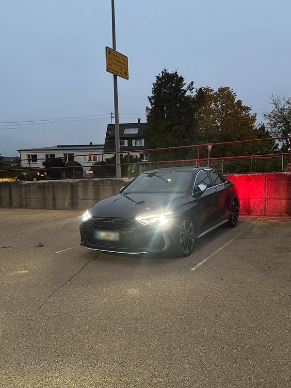 Gebraucht Audi S3 310 PS (228 kW) 2021 Schwarz Limousine