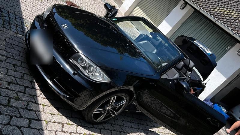 Gebraucht BMW 118 Cabriolet 143 PS (105 kW) 2009 Schwarz Cabrio