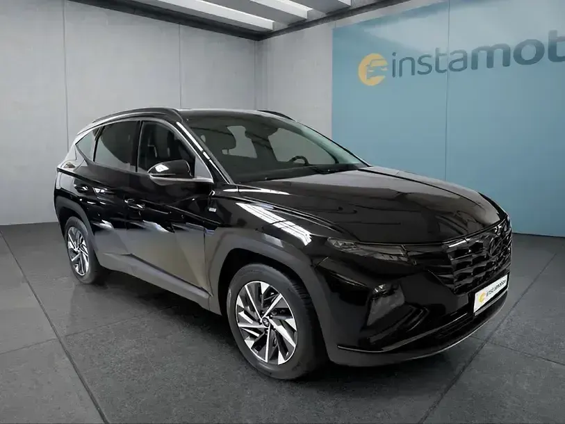 Gebraucht Hyundai Tucson 150 PS (110 kW) 2022 Schwarz SUV