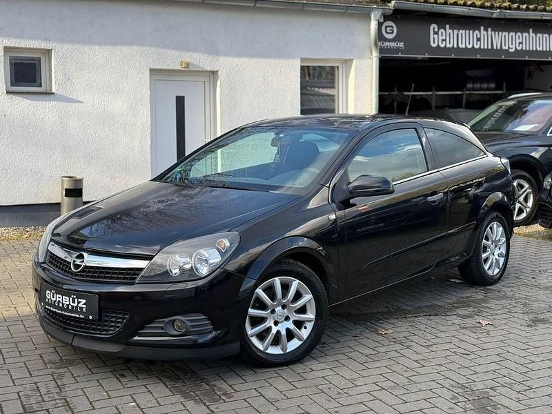 Gebraucht Opel Astra GTC Selection 90 PS (66 kW) 2009 Schwarz Coupé