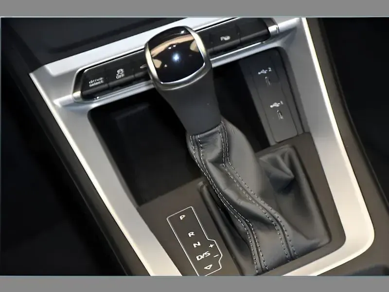 Gebraucht Audi Q3 Sportback 150 PS (110 kW) 2022 Weiß SUV