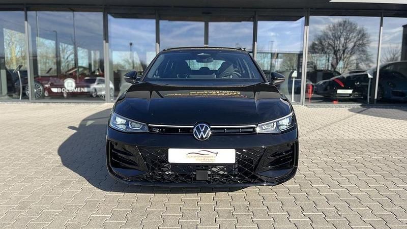 Neu VW Passat R-line 265 PS (194 kW) 2026 Schwarz Kombi