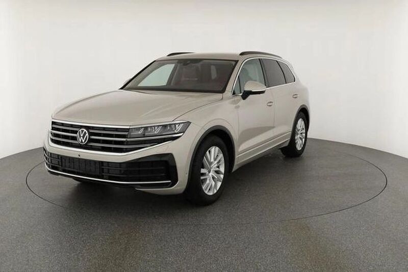 Beige Neu 2025 VW Touareg Elegance SUV | 73.358 € - Bild 1/4