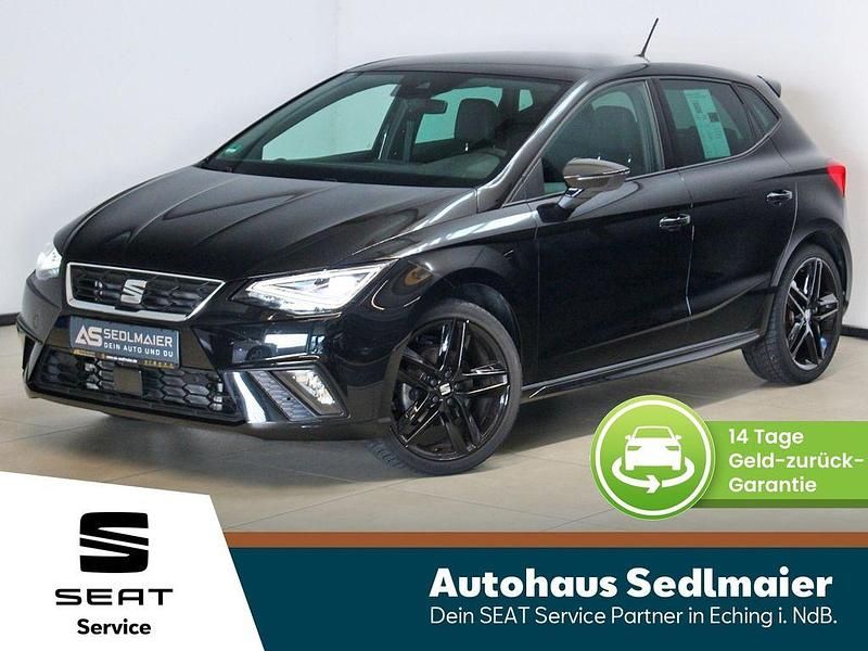 Mitternachtsschwarz Gebraucht 2023 Seat Ibiza FR Kleinwagen | 23.840 € (Fairer Preis) - Bild 1/4