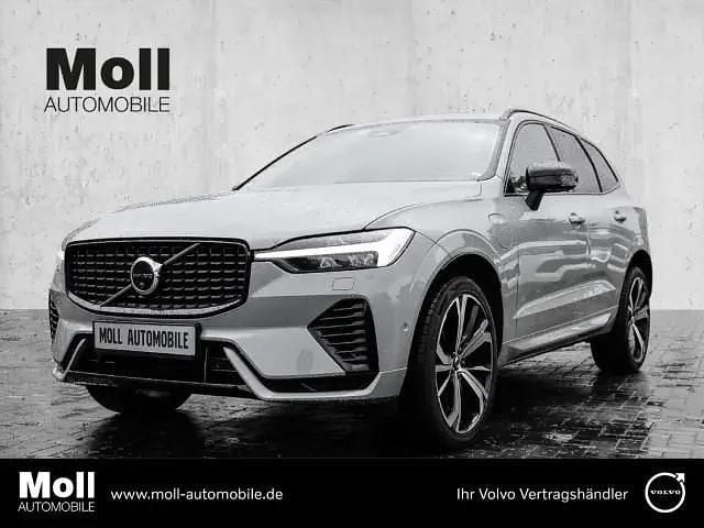 Grau Gebraucht 2023 Volvo XC60 Ultimate SUV | 45.980 € (Superpreis) - Bild 1/4