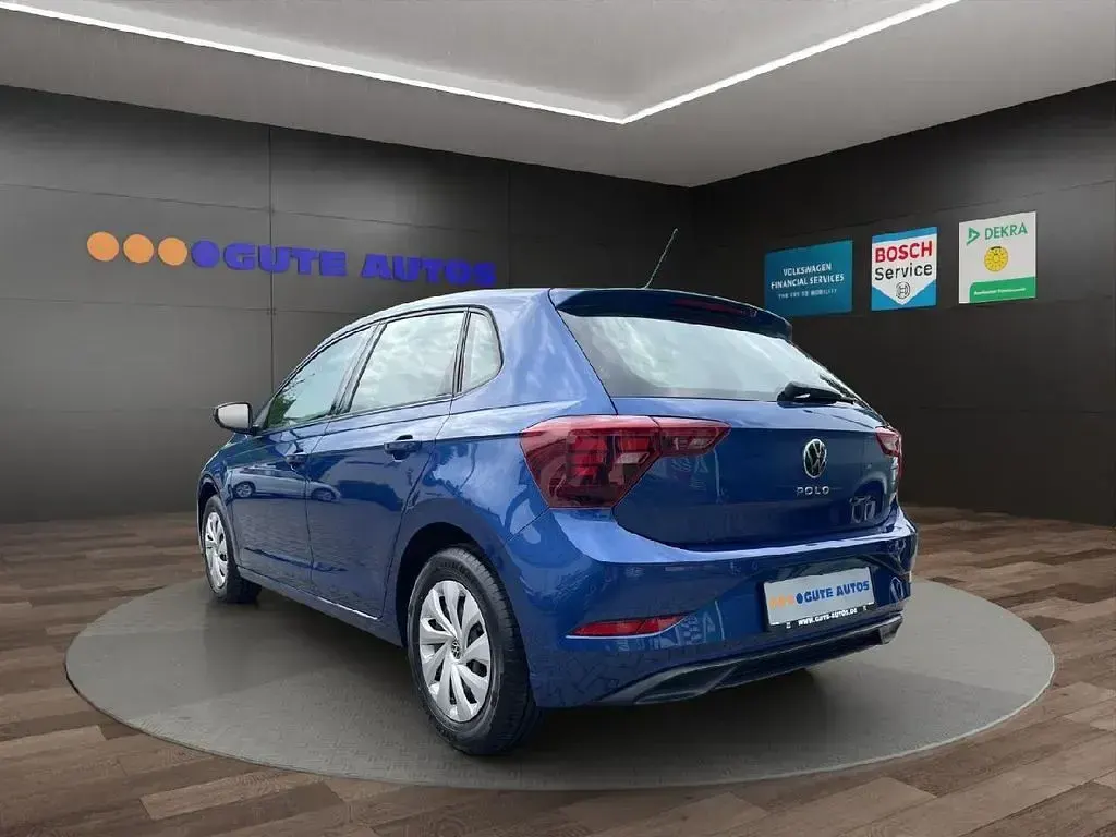 Gebraucht VW Polo Life 80 PS (58 kW) 2023 Reef blue metallic Kleinwagen