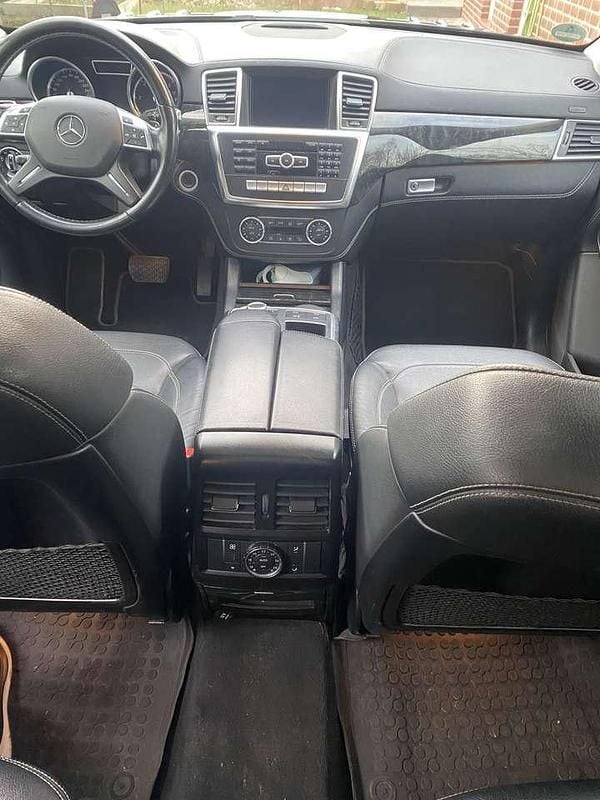 Gebraucht Mercedes GL350 258 PS (189 kW) 2014 Schwarz SUV