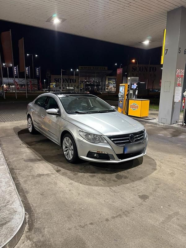 Gebraucht VW Passat 125 PS (91 kW) 2010 Silber Limousine