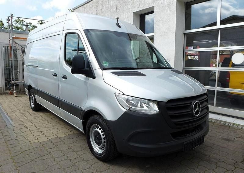 Iridiumsilber Gebraucht 2021 Mercedes Sprinter Van | 29.390 € (Superpreis) - Bild 1/4