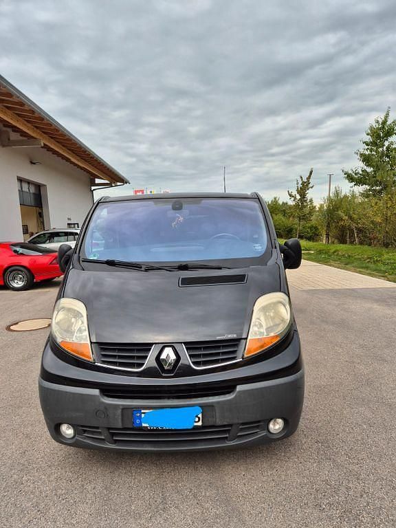 Gebraucht Renault Trafic 145 PS (106 kW) 2006 Schwarz Van / Kleinbus