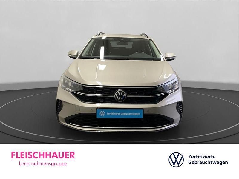 Gebraucht VW Taigo Move 95 PS (69 kW) 2024 Silber SUV