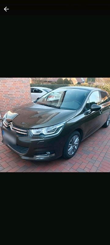 Braun Gebraucht 2015 Citroën C4 Limousine | 4.300 € (Guter Preis) - Bild 1/4