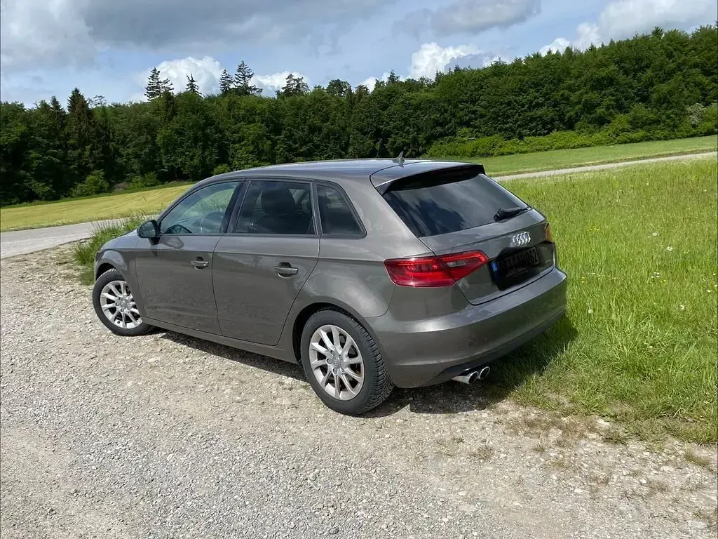 Gebraucht Audi A3 Ambition 150 PS (110 kW) 2015 Braun Limousine
