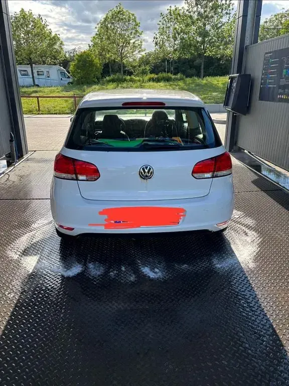 Gebraucht VW Golf VI Comfortline 80 PS (58 kW) 2009 Weiß Limousine