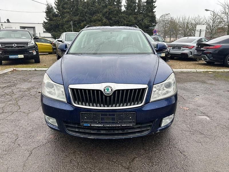 Second-hand Skoda Octavia Impuls Edition 105 CP (77 kW) 2011 Albastru Berlinǎ