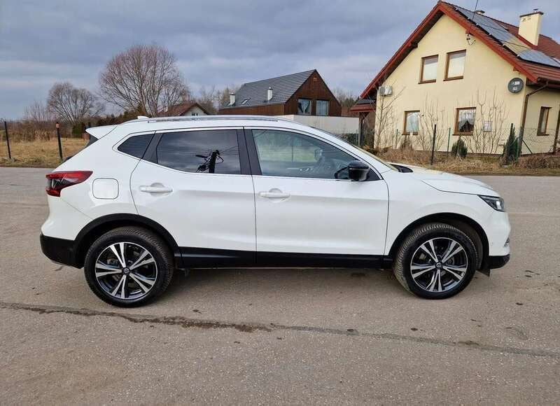 Weiß Gebraucht 2018 Nissan Qashqai Tekna+ SUV | 16.190 € (Superpreis) - Bild 1/4